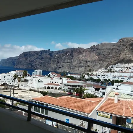 Casitarino Puerto de Santiago (Tenerife)